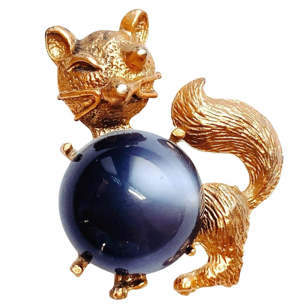 VTG 1950s Brooch Moonglow Lucite Cat Figural Mid Century Gold Tone Pin